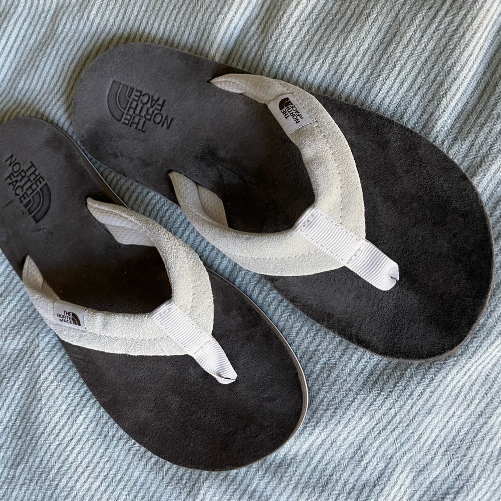 The North Face slippers, never used, tan & brown, soft, good grip